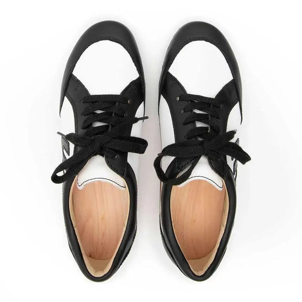 [Schwarz-Weiss] Abby Damen Clog Sneaker mit biegsamer nachhaltiger holzsohle, farbe: schwarz-weiss (Glattleder), holzclogs woody, woody schuhe, woody shoes, handgemachte holzschuhe aus österreich, kärnten