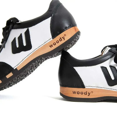 [Schwarz-Weiss] Abby Damen Clog Sneaker mit biegsamer nachhaltiger holzsohle, farbe: schwarz-weiss (Glattleder), holzclogs woody, woody schuhe, woody shoes, handgemachte holzschuhe aus österreich, kärnten