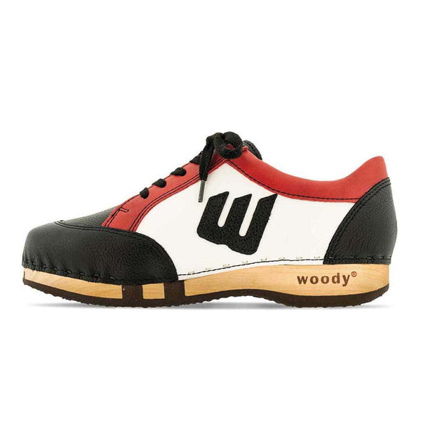 [Nero-Rosso] Abby Damen Clog Sneaker mit biegsamer nachhaltiger holzsohle, farbe: nero-rosso (schwarz-rot-weiss), holzclogs woody, woody schuhe, woody shoes, handgemachte holzschuhe aus österreich, kärnten