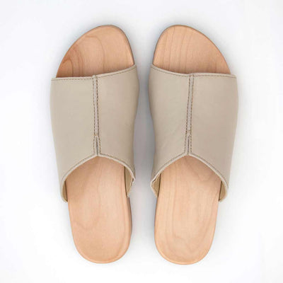 [Creme] Anja Damen Clog Pantolette, farbe: creme_clogs pantoletten damen mit biegsamer nachhaltiger weidenholzsohle, holzclogs woody, woody schuhe, woody shoes, handgemachte holzschuhe aus österreich, kärnten