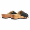 [Schwarz] Anna Damen Clog Pantolette, farbe: schwarz, damen clog pantolette mit biegsamer nachhaltiger weidenholzsohle, holzclogs woody, woody schuhe, woody shoes, handgemachte holzschuhe aus österreich, kärnten