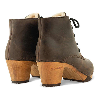 [Caffe] Anne Clog Ankle Boots / stiefeletten, woody holzschuhe. ankle boots gefüttert, damenstiefel, stiefel, damenclogs mit flexibler, biegsamer holzsohle. holzclogs, clogs damen knöchel stiefel, damen clogs mit fussbett. ankleboots holz schuhe, holzclog, holzschuhe kaufen, farbe: caffe