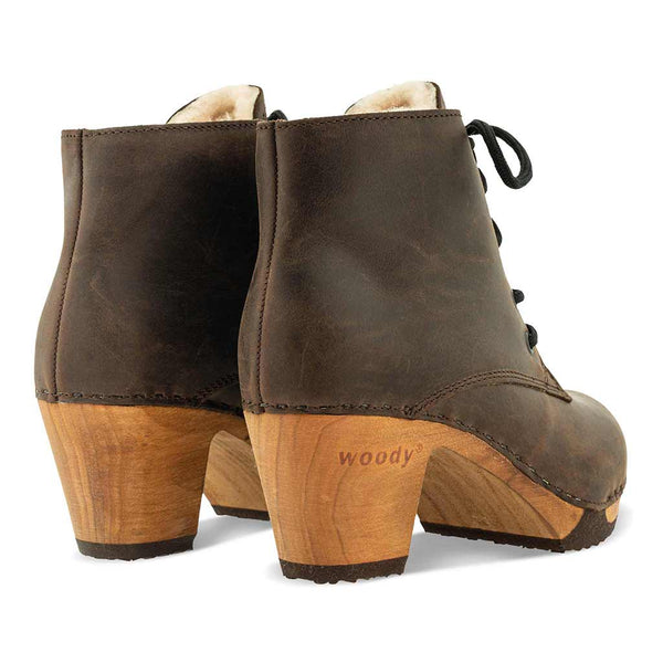 [Caffe] Anne Clog Ankle Boots / stiefeletten, woody holzschuhe. ankle boots gefüttert, damenstiefel, stiefel, damenclogs mit flexibler, biegsamer holzsohle. holzclogs, clogs damen knöchel stiefel, damen clogs mit fussbett. ankleboots holz schuhe, holzclog, holzschuhe kaufen, farbe: caffe