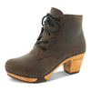 [Caffe] Anne Clog Ankle Boots / stiefeletten, woody holzschuhe. ankle boots gefüttert, damenstiefel, stiefel, damenclogs mit flexibler, biegsamer holzsohle. holzclogs, clogs damen knöchel stiefel, damen clogs mit fussbett. ankleboots holz schuhe, holzclog, holzschuhe kaufen, farbe: caffe