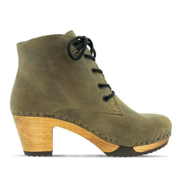 [Olivia] Anne Clog Ankle Boots / stiefeletten, woody holzschuhe. ankle boots gefüttert, damenstiefel, stiefel, damenclogs mit flexibler, biegsamer holzsohle. holzclogs, clogs damen knöchel stiefel, damen clogs mit fussbett. ankleboots holz schuhe, holzclog, holzschuhe kaufen, farbe: olivia