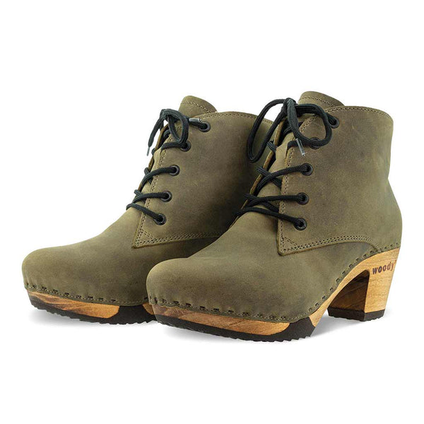 [Olivia] Anne Clog Ankle Boots / stiefeletten, woody holzschuhe. ankle boots gefüttert, damenstiefel, stiefel, damenclogs mit flexibler, biegsamer holzsohle. holzclogs, clogs damen knöchel stiefel, damen clogs mit fussbett. ankleboots holz schuhe, holzclog, holzschuhe kaufen, farbe: olivia