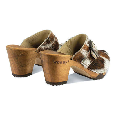 [Natur Fell] Claudia Damen Fell Clog, farbe: fell natur_clogs pantolette damen mit absatz auf biegsamer nachhaltiger weidenholzsohle, holzclogs woody, woody schuhe, woody shoes, handgemachte holzschuhe aus österreich, kärnten