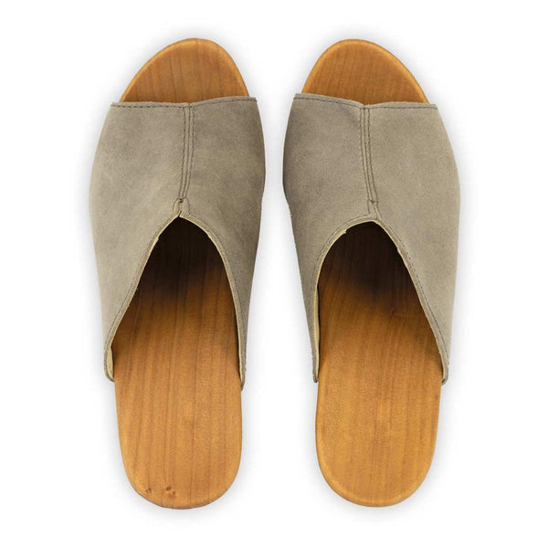 [Sand] elly, farbe: sand, Elly Damen Clog Pantolette mit absatz mit biegsamer nachhaltiger weidenholzsohle, holzclogs woody, woody schuhe, woody shoes, handgemachte holzschuhe aus österreich, kärnten