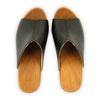 [Schwarz] Elly Damen Clog Pantolette in schwarz. Damen Pantolette von woody. elly, farbe: schwarz, clogs pantolette damen mit absatz mit biegsamer nachhaltiger weidenholzsohle, holzclogs woody, woody schuhe, woody shoes, handgemachte holzschuhe aus österreich, kärnten
