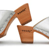 [Silber] Elly Damen Clog Pantolette von woody. elly, farbe: silber, clogs pantolette damen mit absatz mit biegsamer nachhaltiger weidenholzsohle, holzclogs woody, woody schuhe, woody shoes, handgemachte holzschuhe aus österreich, kärnten