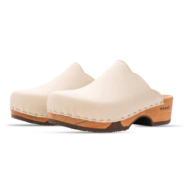 [Creme] Emma Damen Clog, farbe:creme, clogs damen mit biegsamer nachhaltiger weidenholzsohle, holzclogs woody, woody schuhe, woody shoes, handgemachte holzschuhe aus österreich, kärnten