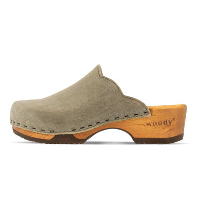 [Sand] Emma Damen Clog, farbe: sand_clogs damen mit biegsamer nachhaltiger weidenholzsohle, holzclogs woody, woody schuhe, woody shoes, handgemachte holzschuhe aus österreich, kärnten