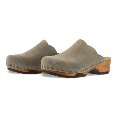 [Sand] Emma Damen Clog, farbe: sand_clogs damen mit biegsamer nachhaltiger weidenholzsohle, holzclogs woody, woody schuhe, woody shoes, handgemachte holzschuhe aus österreich, kärnten