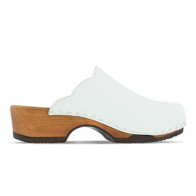 [Weiss] Emma Damen Clog, farbe: weiss_clogs damen mit biegsamer nachhaltiger weidenholzsohle, holzclogs woody, woody schuhe, woody shoes, handgemachte holzschuhe aus österreich, kärnten