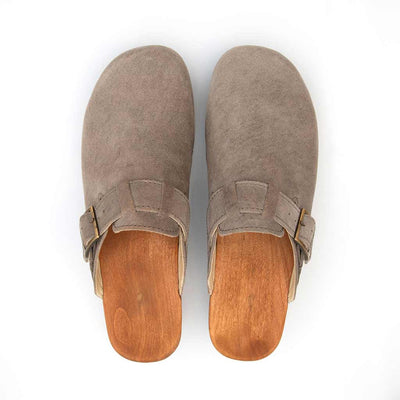 [Sand] Erika Damen Clog, farbe: sand alias warm gray_clogs damen mit biegsamer nachhaltiger weidenholzsohle, holzclogs woody, woody schuhe, woody shoes, handgemachte holzschuhe aus österreich, kärnten