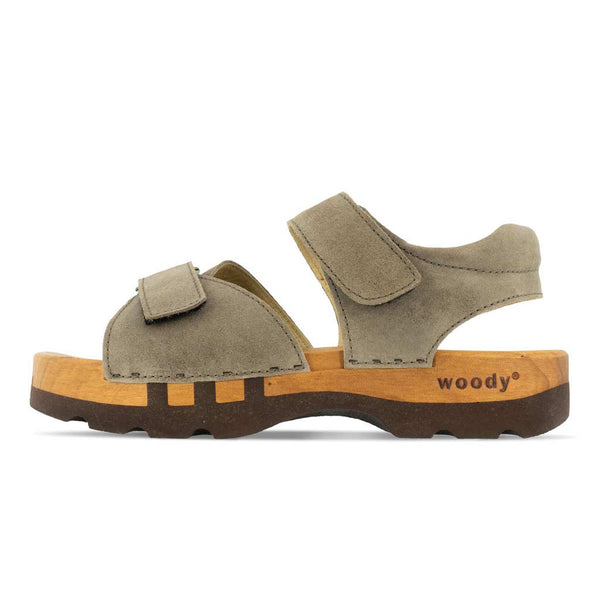 [Sand] Felix Herren Clog Sandale, farbe: nero alias schwarz-sandalen-clogs-herren, mit biegsamer nachhaltiger weidenholzsohle, holzclogs woody, woody schuhe, woody shoes, handgemachte holzschuhe aus österreich, kärnten