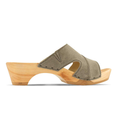 [Sand] Fiona Damen Clog, farbe: sand alias warm grey, pantoletten clogs damen mit biegsamer nachhaltiger Holzsohle,holzclogs woody, woody schuhe, woody shoes, handgemachte holzschuhe aus österreich, kärnten