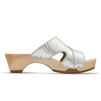 [Silber] Fiona Damen Clog, farbe: silber, pantoletten clogs damen mit biegsamer nachhaltiger Holzsohle,holzclogs woody, woody schuhe, woody shoes, handgemachte holzschuhe aus österreich, kärnten