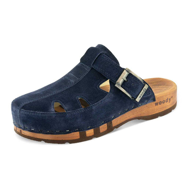 woody Freddy Herren-Clog in Navy-Blau, Detailansicht Holzsohle und Lederoberflaeche - handgefertigt in Oesterreich