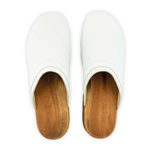 [Weiss] Harry Herren Clogs mit biegsamer nachhaltiger holzsohle, farbe: weiss, holzclogs woody, woody schuhe, woody shoes, handgemachte holzschuhe aus österreich, kärnten