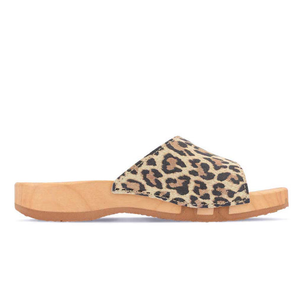 [Wildcat] Heidi Damen Clog Pantolette mit biegsamer nachhaltiger holzsohle, farbe: wildcat (leopard-print), holzclogs woody, woody schuhe, woody shoes, handgemachte holzschuhe aus österreich, kärnten