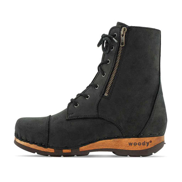 [Nero (Wollfutter)] Herta Damen Clog Stiefelette mit biegsamer nachhaltiger holzsohle, farbe: nero, holzclogs woody, woody schuhe, woody shoes, handgemachte holzschuhe aus österreich, kärnten
