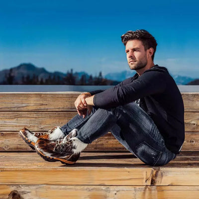 [Fell Natur] Pascal Fell Herren Clog Stiefel. fellschuh, fellstiefel, fellclog, kuhfell clogs, fellclogs. woody holzschuhe fell stiefel. kuhfell schuhe, fell clogs, woody kuhfell schuhe, fell kuhclogs kaufen. fellschuhe, holzschuhe, holzclogs fell kaufen.