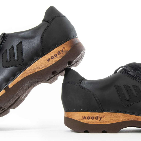 [Nero-Schwarz] Jack Herren Clog Sneaker mit biegsamer nachhaltiger holzsohle, farbe: nero-schwar (nappa-glattleder), holzclogs woody, woody schuhe, woody shoes, handgemachte holzschuhe aus österreich, kärnten
