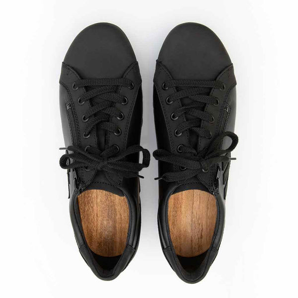 [Nero-Schwarz] Jack Herren Clog Sneaker mit biegsamer nachhaltiger holzsohle, farbe: nero-schwar (nappa-glattleder), holzclogs woody, woody schuhe, woody shoes, handgemachte holzschuhe aus österreich, kärnten