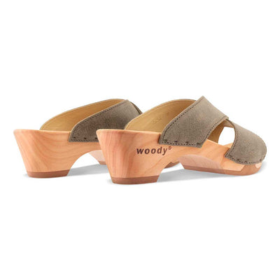 [Sand] Juna Damen Clog Pantolette, farbe: sand (warm grey), clog pantoletten damen mit biegsamer nachhaltiger weidenholzsohle, holzclogs woody, woody schuhe, woody shoes, handgemachte holzschuhe aus österreich, kärnten