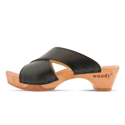 [Schwarz] Juna Damen Clog Pantolette, farbe: schwarz, clog pantoletten damen mit biegsamer nachhaltiger weidenholzsohle, holzclogs woody, woody schuhe, woody shoes, handgemachte holzschuhe aus österreich, kärnten