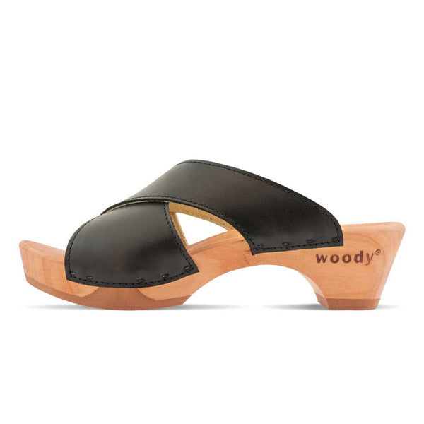 [Schwarz] Juna Damen Clog Pantolette, farbe: schwarz, clog pantoletten damen mit biegsamer nachhaltiger weidenholzsohle, holzclogs woody, woody schuhe, woody shoes, handgemachte holzschuhe aus österreich, kärnten