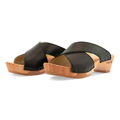 [Schwarz] Juna Damen Clog Pantolette, farbe: schwarz, clog pantoletten damen mit biegsamer nachhaltiger weidenholzsohle, holzclogs woody, woody schuhe, woody shoes, handgemachte holzschuhe aus österreich, kärnten