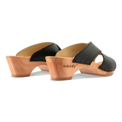 [Schwarz] Juna Damen Clog Pantolette, farbe: schwarz, clog pantoletten damen mit biegsamer nachhaltiger weidenholzsohle, holzclogs woody, woody schuhe, woody shoes, handgemachte holzschuhe aus österreich, kärnten