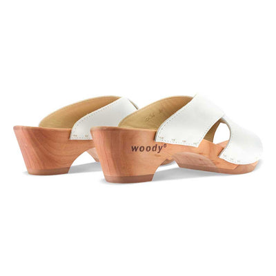 [Weiss] Juna Damen Clog Pantolette, farbe: weiss, clog pantoletten damen mit biegsamer nachhaltiger weidenholzsohle, holzclogs woody, woody schuhe, woody shoes, handgemachte holzschuhe aus österreich, kärnten