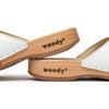 [Weiss mit Schmuck] Farah Damen Clog Pantolette – elegant, mit biegsamer Sohle aus nachhaltigem Weidenholz, Farbe: weiss (mit goldener und strassbesetzter Zierschnalle)