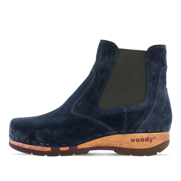 [Navy] Jutta Damen Clog Stiefelette mit biegsamer nachhaltiger holzsohle, der bestseller, holzclogs woody, woody schuhe, woody shoes, handgemachte holzschuhe aus österreich, kärnten,  farbe: navi (blau)