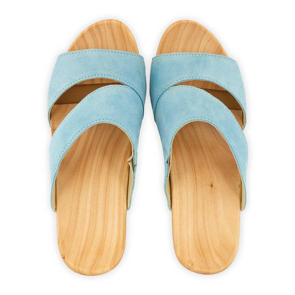 [Baby Blue] Kate Damen Clog Pantolette, farbe: baby blue (hellblau)_clogs pantoletten damen mit biegsamer nachhaltiger weidenholzsohle, holzclogs woody, woody schuhe, woody shoes, handgemachte holzschuhe aus österreich, kärnten