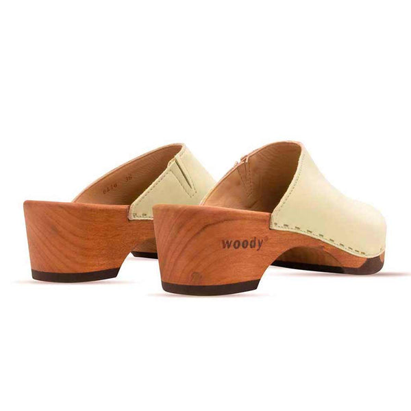 [Creme] Katharina Damen Clog mit biegsamer nachhaltiger holzsohle, farbe: creme, holzclogs woody, woody schuhe, woody shoes, handgemachte holzschuhe aus österreich, kärnten