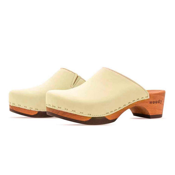 [Creme] Katharina Damen Clog mit biegsamer nachhaltiger holzsohle, farbe: creme, holzclogs woody, woody schuhe, woody shoes, handgemachte holzschuhe aus österreich, kärnten