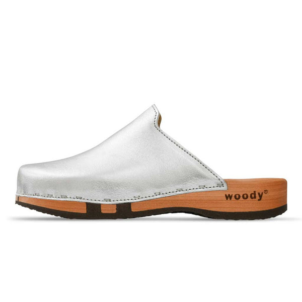[Silber] Lea Damen Clog von woody holzschuhe damenclogs mit fexibler holzsohle. holzclogs farbe: silber, Damenclogs, Damen Clogs - Clogs Damen. Holzschuhe für Damen, Damen Clogs, Holzclogs, Damen Pantoletten mit Holzsohle. Holz Schuhe, Clog für Frauen