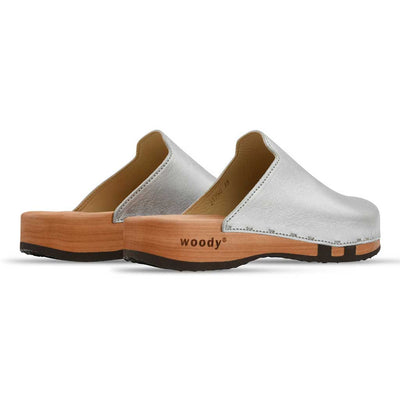 [Silber] Lea Damen Clog von woody holzschuhe damenclogs mit fexibler holzsohle. holzclogs farbe: silber, Damenclogs, Damen Clogs - Clogs Damen. Holzschuhe für Damen, Damen Clogs, Holzclogs, Damen Pantoletten mit Holzsohle. Holz Schuhe, Clog für Frauen