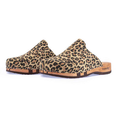 [Wildcat] Lea Damen Clog von woody holzschuhe damenclogs mit fexibler holzsohle. holzclogs farbe: woldcat (leopard-print), Damenclogs, Damen Clogs - Clogs Damen. Holzschuhe für Damen, Damen Clogs, Holzclogs, Damen Pantoletten mit Holzsohle. Holz Schuhe, Clog für Frauen