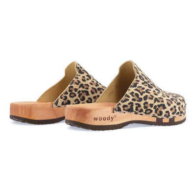 [Wildcat] Lea Damen Clog von woody holzschuhe damenclogs mit fexibler holzsohle. holzclogs farbe: woldcat (leopard-print), Damenclogs, Damen Clogs - Clogs Damen. Holzschuhe für Damen, Damen Clogs, Holzclogs, Damen Pantoletten mit Holzsohle. Holz Schuhe, Clog für Frauen