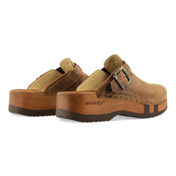 [Tabacco] Leon Herren Clog mit biegsamer nachhaltiger holzsohle, farbe: tabacco-braun, holzclogs woody, woody schuhe, woody shoes, handgemachte holzschuhe aus österreich, kärnten