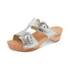 [Silber] Leonie Damen Clog Pantolette mit schnallen und biegsamer nachhaltiger holzsohle, farbe: silber, holzclogs woody, woody schuhe, woody shoes, handgemachte holzschuhe aus österreich, kärnten