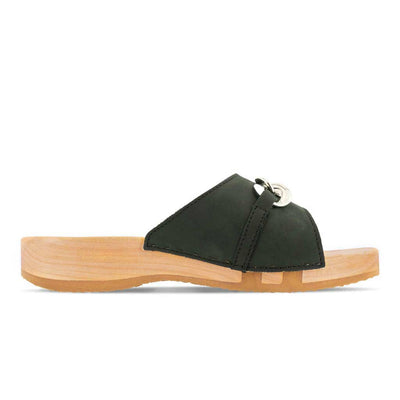 [Nero] Lina Damen Clog Pantolette, farbe: nero (schwarz), clogs pantoletten damen mit biegsamer nachhaltiger weidenholzsohle, holzclogs woody, woody schuhe, woody shoes, handgemachte holzschuhe aus österreich, kärnten, metal-accessoires-inchrome-optic. Damenclogs, Damen Clogs - Clogs Dame