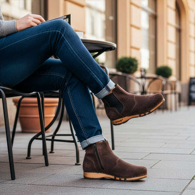 [Chocolate] Louis Herren Clog Stiefel, Herrenclog von woody Schuhe. Clogs mit biegsamer Holzsohle und Holzfußbett. Herrenclogs, Holzclogs kaufen. Clogs online bestellen, Farbe: chocolate (braun)