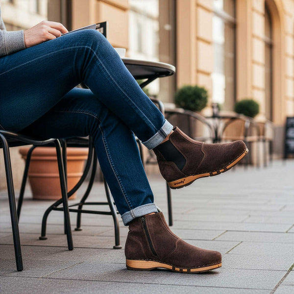 [Chocolate] Louis Herren Clog Stiefel, Herrenclog von woody Schuhe. Clogs mit biegsamer Holzsohle und Holzfußbett. Herrenclogs, Holzclogs kaufen. Clogs online bestellen, Farbe: chocolate (braun)