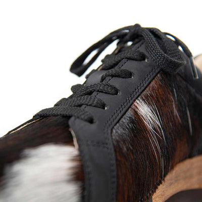 [Fell Natur] Luca Fell Herren Clog Sneaker mit biegsamer nachhaltiger holzsohle und tricolore kuhfell, farbe: fell natur, holzclogs woody, woody schuhe, woody shoes, handgemachte holzschuhe aus österreich, kärnten